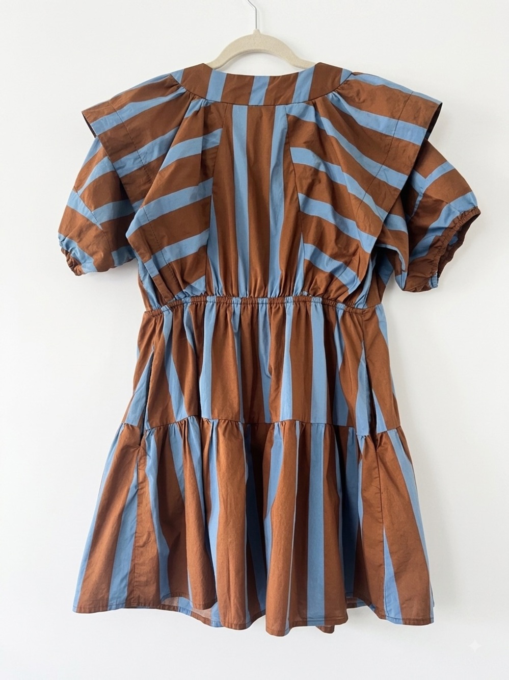 entro Blue & Brown Striped V-Neck Puff Sleeve Mini Dress - Picture 2 of 4